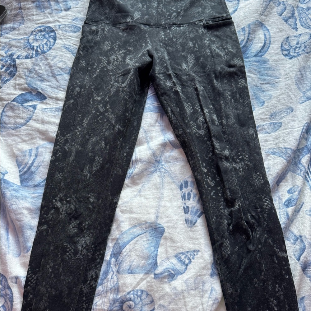 Black Patterned Leggings
